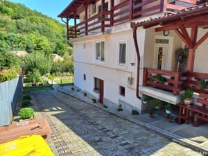 Casa  Duplex,cu 3 nivele,loc.Medias,Jud.Sibiu. - imagine 4