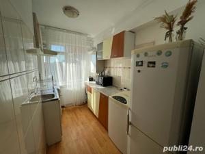 Descoperă Eleganța Urbană - Apartament 2 Camere în Centrul Bacăului! - imagine 4