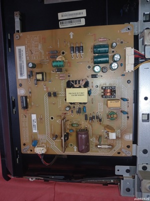 Dezmembrez tv Toshiba 32e2533d