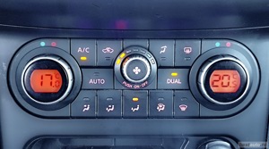 Nissan Qashqai 1,5 diesel - 103 c.p. - 2010 - navy - camera - panoramic - imagine 9