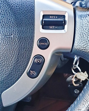 Nissan Qashqai 1,5 diesel - 103 c.p. - 2010 - navy - camera - panoramic - imagine 11