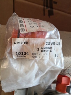 Semnalizator NOU stanga,+sticla oglinda dreapta Wolsvagen L T 35-1996-2006+proiectoare universale - imagine 4