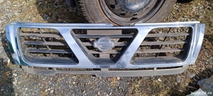 Grila fata Nissan patrol Y61 - imagine 2