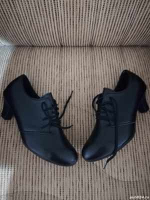 Pantofi NOI, negri, cu siret  - imagine 5