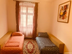 inchiriez apartament  ultracentral Sibiu la vila   I rent an ultra-central Sibiu apart - imagine 10