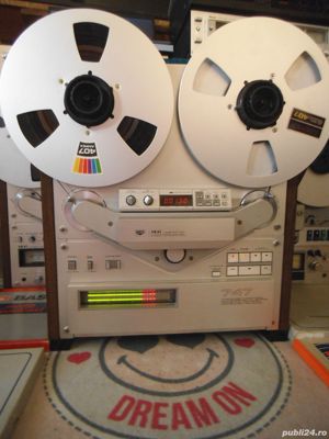 MAGNETOFON AKAI GX-747 Electronic Real Time  Counter  6-Head 5-Motor Cu Role si Adaptoare