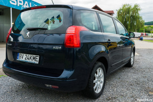 Peugeot 5008 benzina 1.6 VTI 120CP , din 2011 cu 7 locuri-inmatriculat - imagine 4