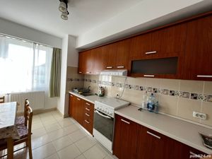 Dau in chirie pt. o familie, pe termen lung,apartament 3 camere situat in Oradea zona Lapusului - imagine 6