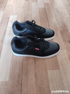 Adidași sport barbati Levi's  Reece,(Super Ofertă).