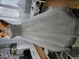 Rochie de mireasa cu trena - imagine 2