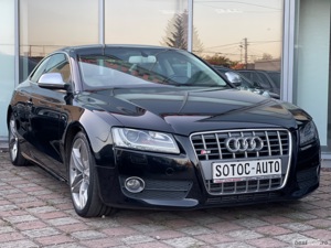 Audi A5 1,8 - imagine 3