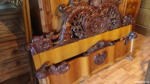 Pat cu noptiere clasic antic vintage 