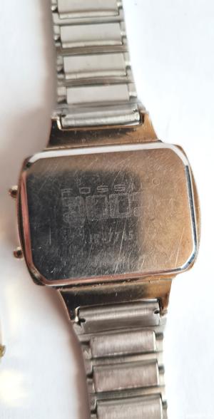 3 ceasuri vintage, anii 1970-1980, Fossil și TIMEX, nefuncționale - imagine 8