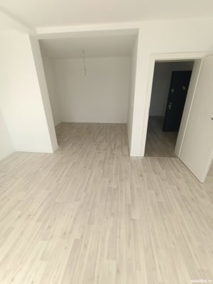 Proprietar,Vand in Bloc Nou,Zona Buziașului,Cu Centrala și Loc Parcare Privat,Neg - imagine 6