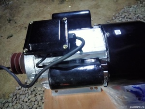 Motoare electrice direct 220 v de la 2.2-4kw, urgent