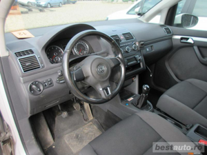 Volkswagen Touran  - imagine 3
