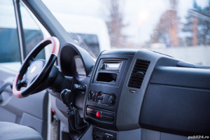 Microbuz Volkswagen Crafter 2.5 TDI 20+1 loc - imagine 9