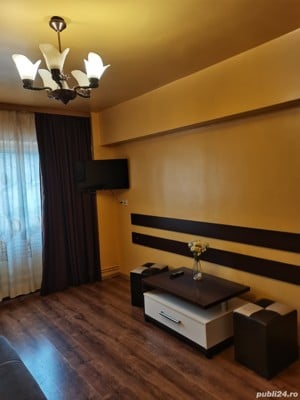 Hotelier ap2cam dec superb zona AFI Brasov de la 195lei/zi functie nr.persoane - imagine 1