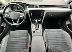 VW Passat B8.5 facelift 2.0 TDI SCR DSG7 Elegance Highline SAD Navi LM17 an 2021 - imagine 10