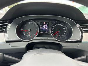 VW Passat B8.5 facelift 2.0 TDI SCR DSG7 Elegance Highline SAD Navi LM17 an 2021 - imagine 15