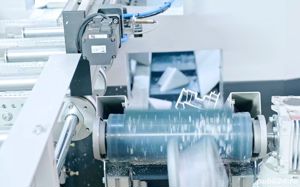 Centru automat de debitare si prelucrare profile PVC  Intelli Mach D550 - imagine 8