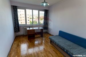 Apartament cu 3 camere de vânzare în zona Balcescu, Deva/ Hunedoara