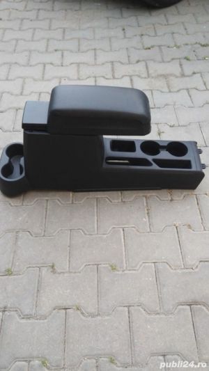 Piese Jeep Compass 2012 CRD - Frana de mână, cotieră, carenaj roata dreapta față. - imagine 2