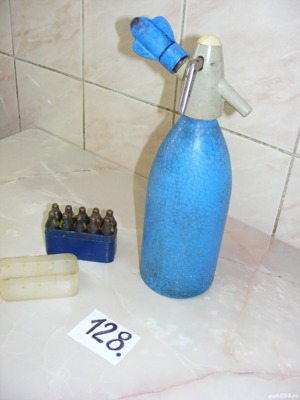 Sifon vechi cu capsule, anii 1970 (cod 128) 