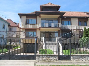 Vila complet mobilata, spre INCHIRIERE pe termen LUNG in Mangalia