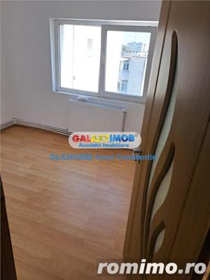 Inchiriere apartament 2 camere zona Micro 14 - imagine 2