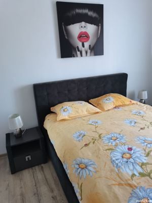 Hotelier ap.2cam dec LUX zona garii Brasov de la 200 lei /zi functie nr.persoane - imagine 1