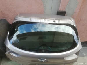 luneta haion Hyundai Tucson III 2016 - imagine 2