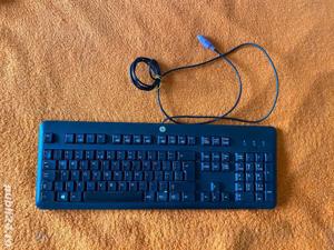 Tastatura cu cablu HP Black.