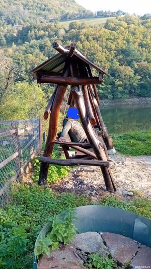 Caut femei mature divortate sau plinute.