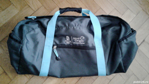 Geanta de umar unisex pentru calatorii.