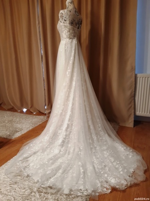 ROCHIE DE MIREASA  ivoar cu trena din matase in stare noua - imagine 3