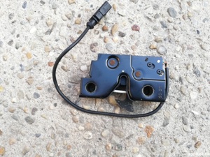 broasca capota motor vw polo 6R - imagine 2