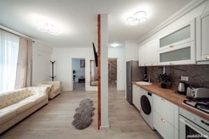 Apartamente si Garsoniera In Regim Hotelier Suceava   Centru  Card Vacanta    - imagine 20