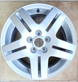 Jante aliaj VW Golf IV 15" originale - stare impecabila - imagine 2