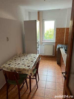 Apartament 2 camere zona Democratiei