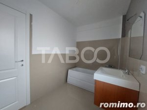 Apartament bloc nou 2 camere 50 mp utili terasa parcare Sebes Alba - imagine 9