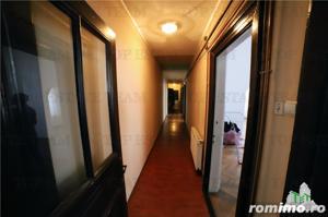 Apartament cu 4 camere  de vanzare, Ultracentral,  Kogalniceanu, curte si pod - imagine 12