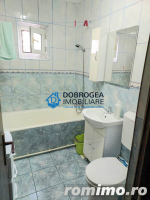 C 5- APARTAMENT CU 3 CAMERE DECOMANDAT  - imagine 5