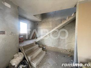 Casa P+1E 4 camere 2 bai 230 mpu pivnita garaj zona Partos Alba Iulia  - imagine 14