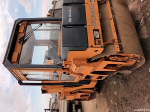 vând schimb compactor de 7.5 tone 