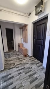 Închiriez apartament cu doua camere decomandate Satu Mare - imagine 8