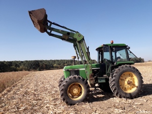 Vând tractor Jhon Deer 4040 S - imagine 2