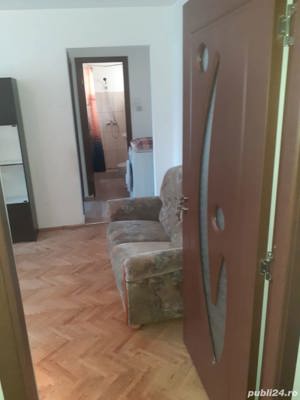 vand apartament 3 camere victor babes - imagine 5