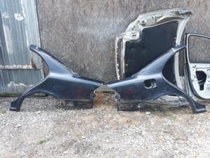 Aripa spate Mercedes W211  - imagine 3