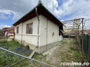 Casa cu 2 camere, spre vanzare in cart. Unirii - imagine 1